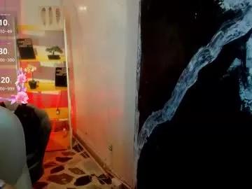 Freechat niickyjones on Chaturbate