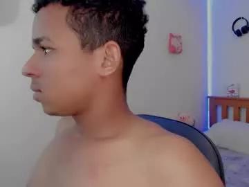 Private noah_smith04 on Chaturbate