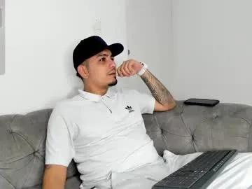 Freechat owensttone on Chaturbate