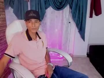 Freechat paul_booy on Chaturbate