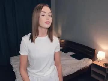 Freechat paulettelafevre on Chaturbate