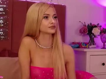 Freechat pinkyspark on Chaturbate
