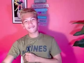 Freechat ralfhuge24 on Chaturbate