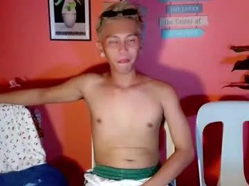 Freechat ralfhuge24 on Chaturbate