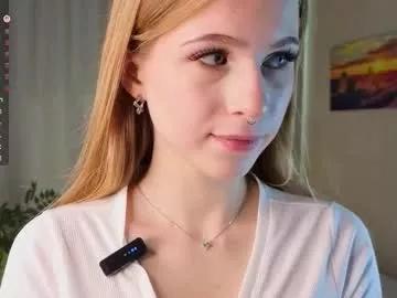 Freechat rashidagiczewski on Chaturbate