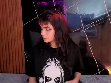 raven_rox_ on Chaturbate