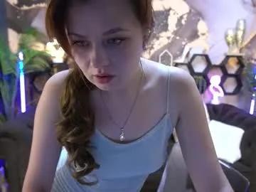 Freechat reddoll_ on Chaturbate