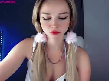 Freechat rose__luck on Chaturbate