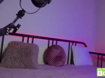 Freechat roxxxie_reid on Chaturbate