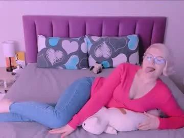 Freechat sabrinamacmarren on Chaturbate