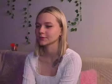 savannahshor — My name is Maya, I'm very glad to see you, thank you Goal: undo last action hehe   #18 #shy #new #tease #cute [1 tokens remaining]