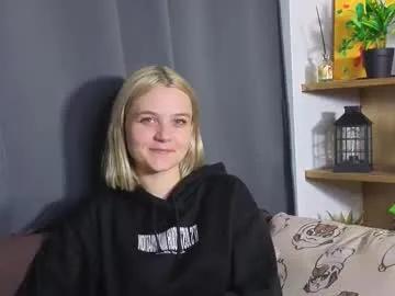 Freechat savannahshor on Chaturbate