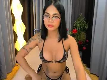 Freechat sluttylouise_moores on Chaturbate