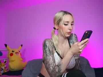 Chaturbate stellacinderella is Freechat stellacinderella — die geilesten wixxanleitungen und heftigstes ANAL #german #anal #squirt #femdom #bigboobs