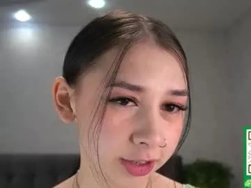 Freechat stephaniesally on Chaturbate