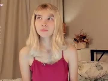 summer_lilac — GOAL: Look under my skirt [7 tokens remaining] Nice to meet u, I'm Summer #puffynipples #smalltits #18 #teen #blonde