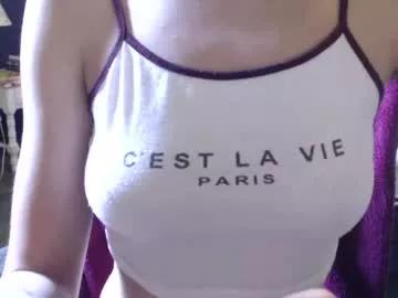 Freechat summerrrrrrrrr on Chaturbate