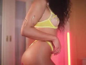 Freechat suzysuza on Chaturbate