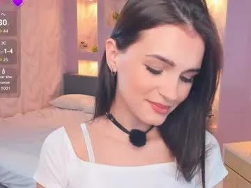 Freechat synne_glows on Chaturbate