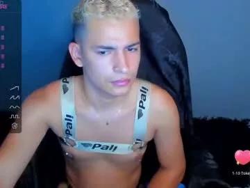 Freechat teddy_cowboy on Chaturbate