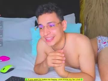 Freechat teddy_cowboy on Chaturbate