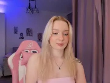 tiffy_fox — Hey I'm Tiffy! Welcome to my room. My Inst: tiffany_paww/My : @Tiffany_Paw/PVT/Lovense/Toys - Goal: CumShow [437 tokens left] #squirt #lovense #bigpussylips #lush #anal