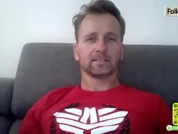 Freechat tomhardic on Chaturbate