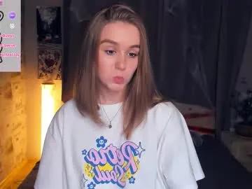 trinahillier — Turn around and take of my t-shirt <3 #teen #new #shy #skinny #18 [149 tokens remaining]