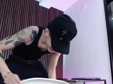 Freechat troy_rouge on Chaturbate