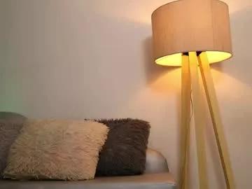 Freechat valeriebony on Chaturbate