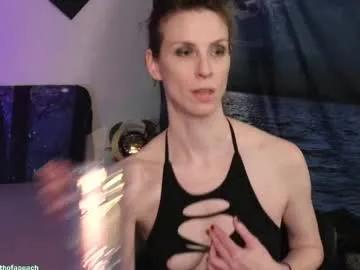 Freechat widthofapeach on Chaturbate