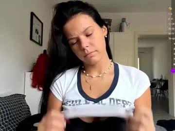 Freechat wildahankin on Chaturbate