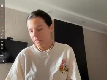 Freechat wildahankin on Chaturbate