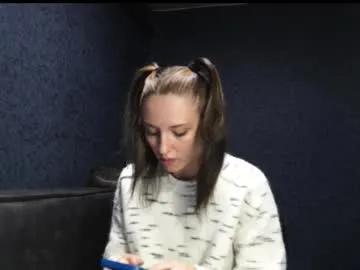 your_little_flexible_girl — set of pink feathers #petite #flexible  #lovense #natural [488 tokens remaining]