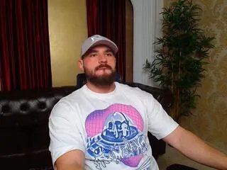 Offline adam_jamesonn on Flirt4Free