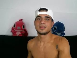 Offline andrew_oconner on Flirt4Free