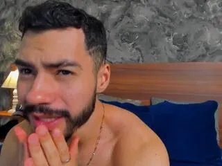 cameron_pierce — Freechat on Flirt4Free