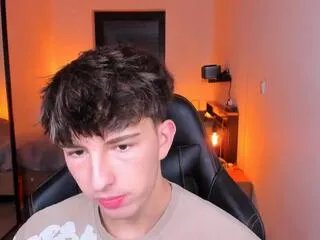 charlie_florenzi on Flirt4Free