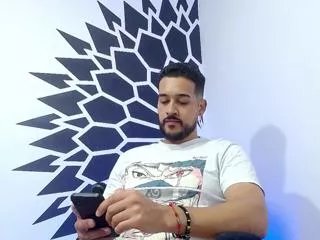 chris_dennis on Flirt4Free