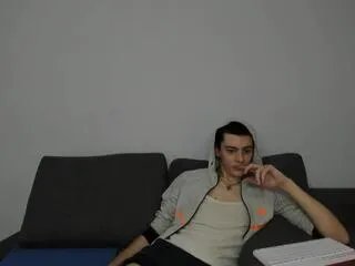 iann_martinez — Freechat on Flirt4Free