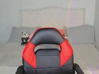 lady_moonroe on Flirt4Free