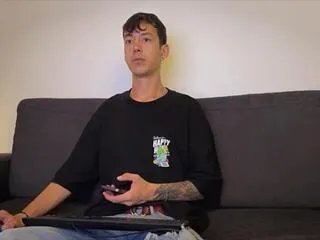 leinad_liive — Freechat on Flirt4Free