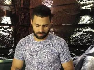 leo_diaz on Flirt4Free