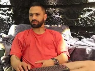 leo_diaz on Flirt4Free