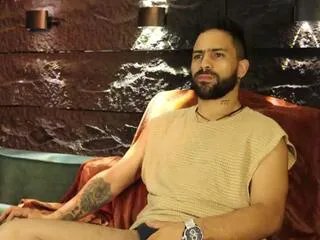 leo_diaz on Flirt4Free