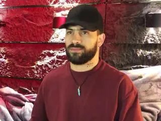 leo_diaz on Flirt4Free