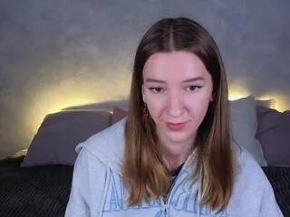 lily_hartwell on Flirt4Free