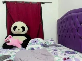 Offline mia_fhox on Flirt4Free