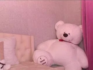 Freechat naomi_bea on Flirt4Free