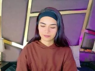 Freechat nicole_esposito on Flirt4Free